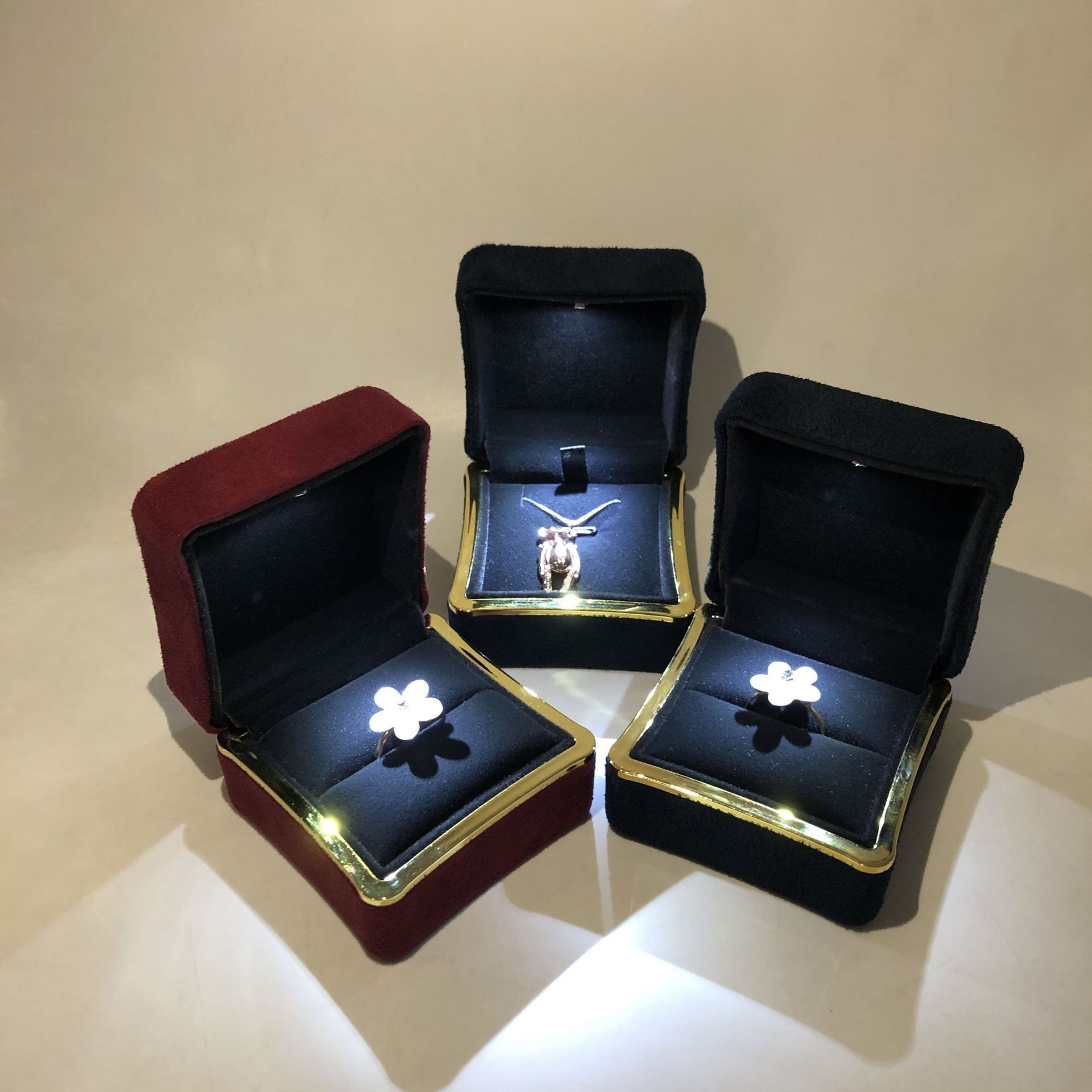 Nieuwe In Led Licht Sieraden D - Bar Cart Gold recensie en prijs