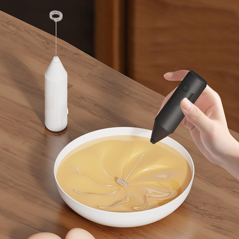 Draadloze melkopschuimer Koffi - Home Barista recensie en prijs