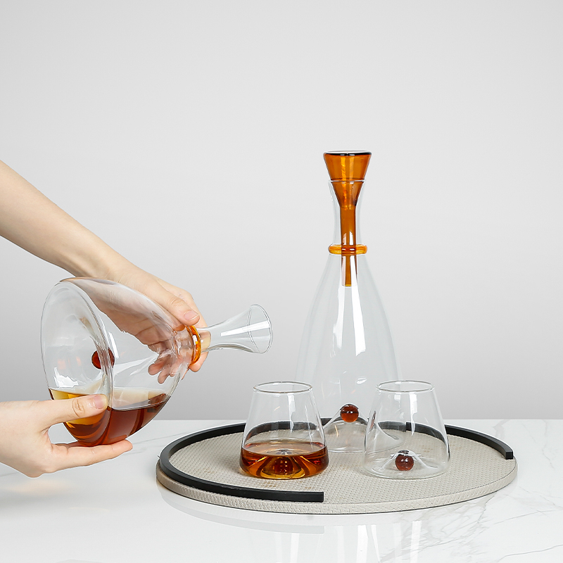 Moderne minimalistische glazen - Home Bar And Cabinet recensie en prijs